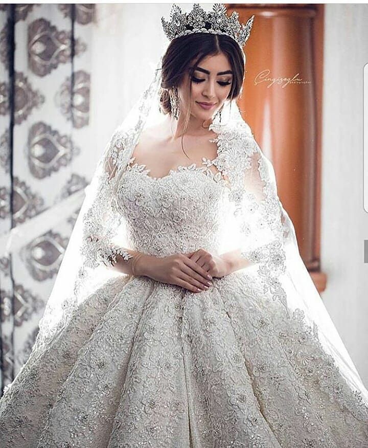 أسماء ارتست ملكة الأناقة والجمال