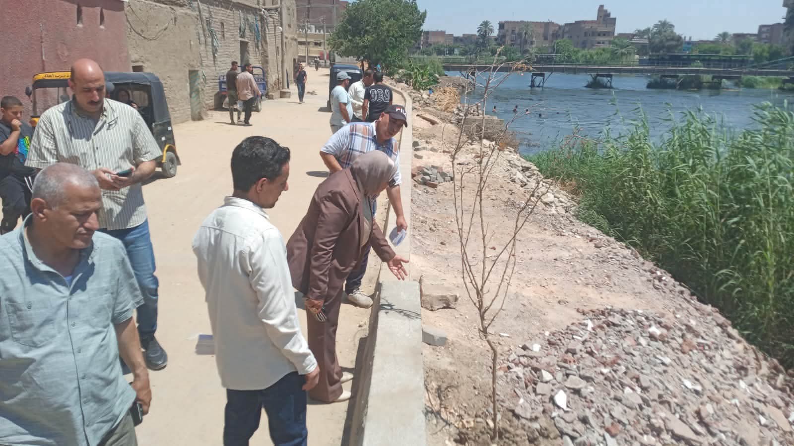 رئيس القوصية تتفقد مشروعات التطوير بالمركز