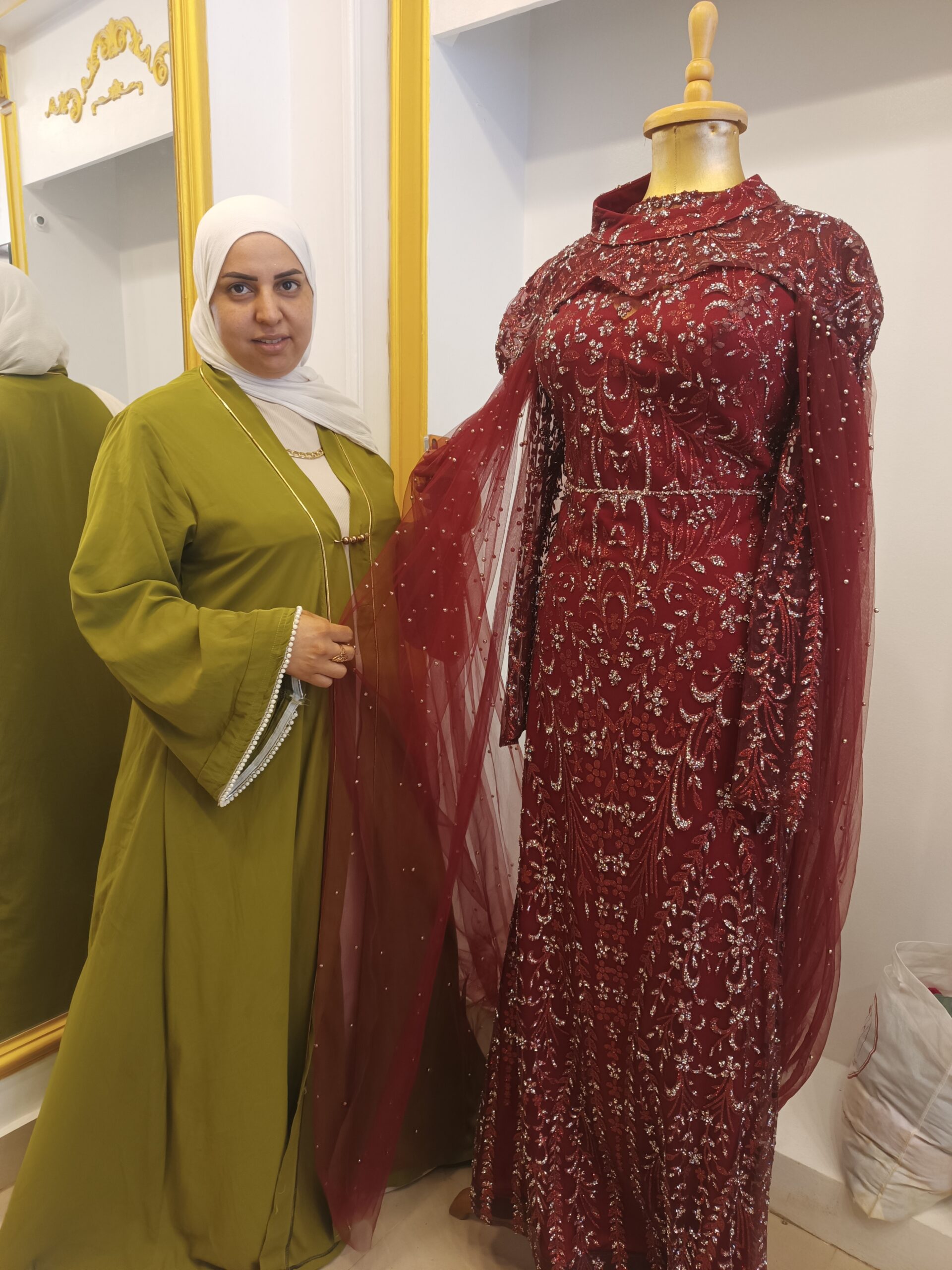 أسماء ارتست ملكة الأناقة والجمال
