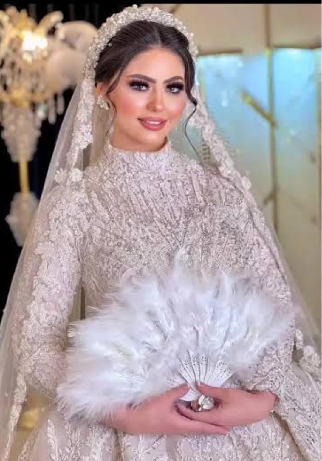 أسماء ارتست ملكة الأناقة والجمال
